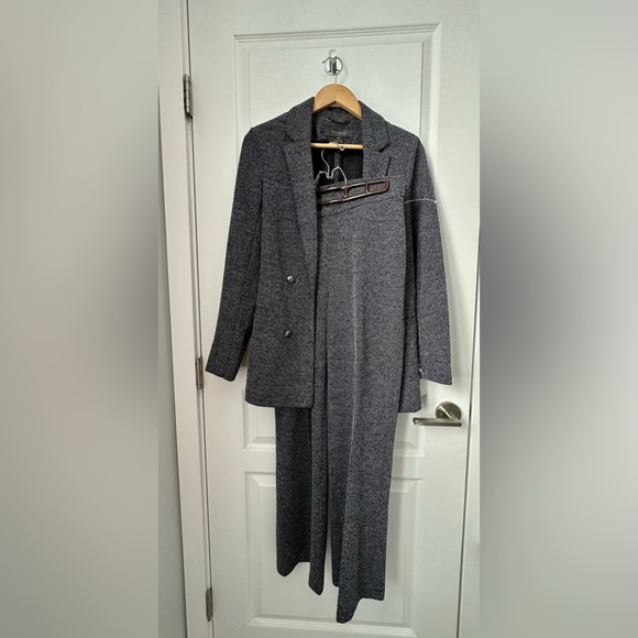 Suzy Shier blazer suit! - Picture 2 of 13